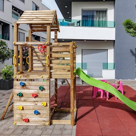 Boutique Residence Cosmopolis 1 Bibinje Esterno foto
