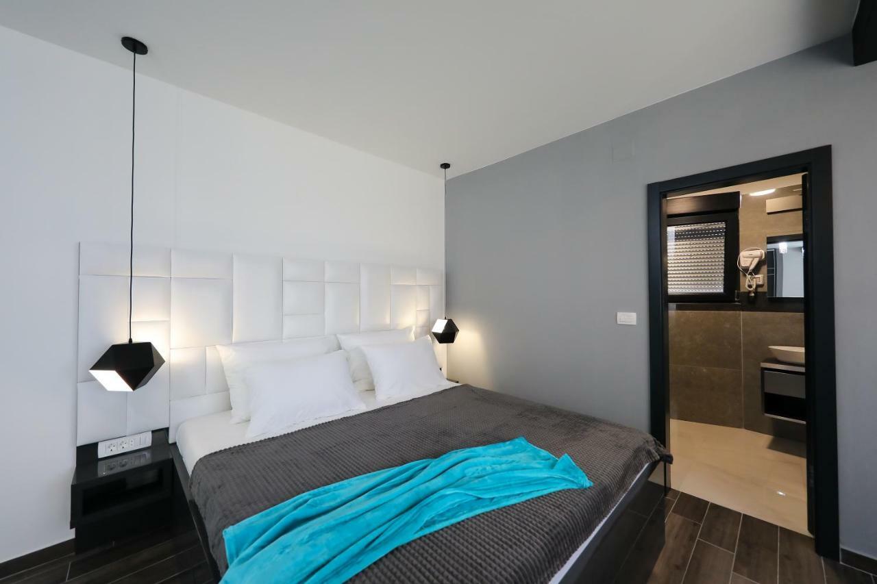 Boutique Residence Cosmopolis 1 Bibinje Esterno foto
